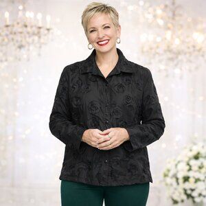 Medium SCOTT TAYLOR black jacket. Textured floral rose pattern, button-up shirt